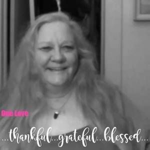 Meet your Posher, Suzanne